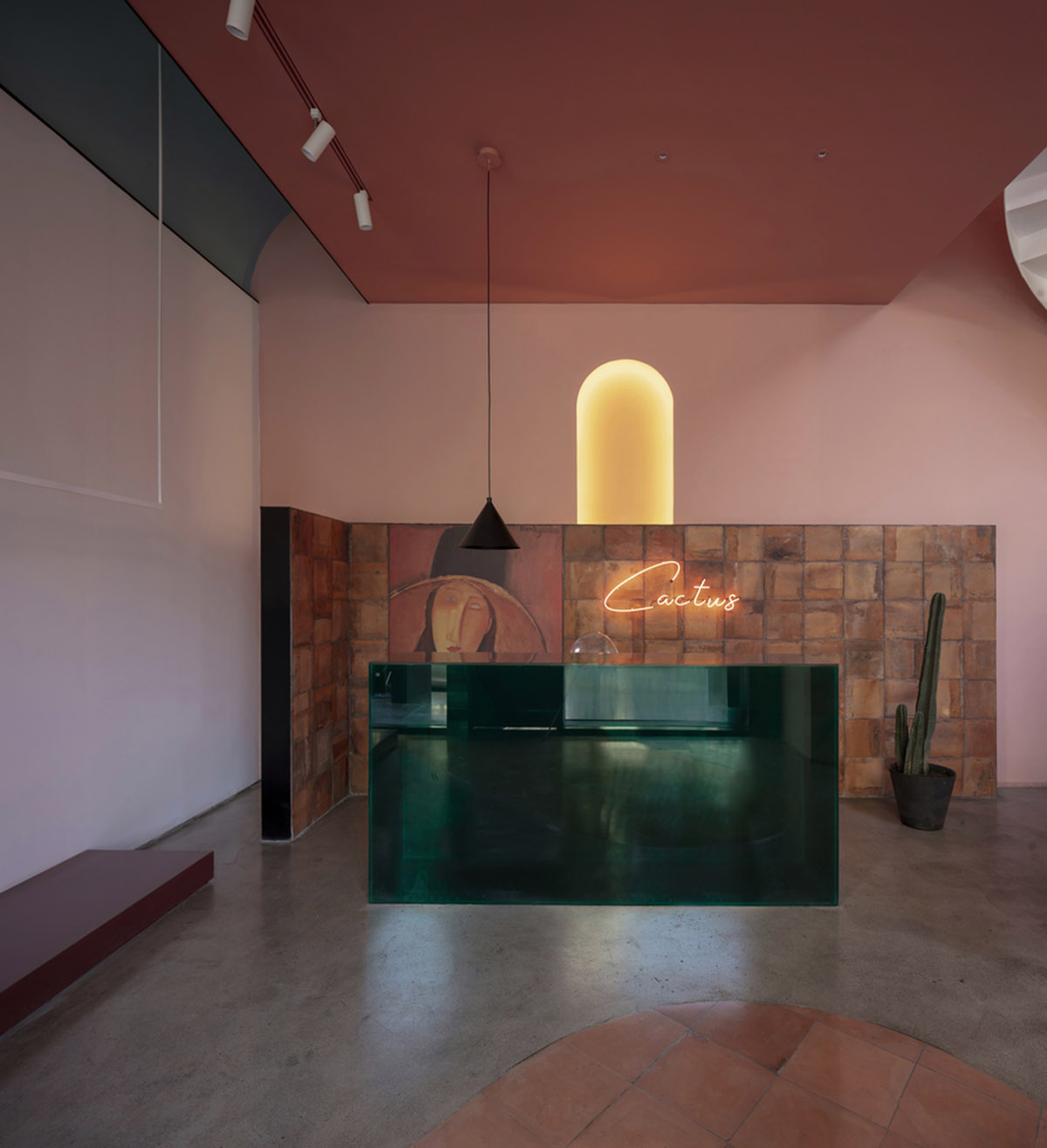 Boundary Space Design creates pinkish and romantic interior for fashion store in Xi'an