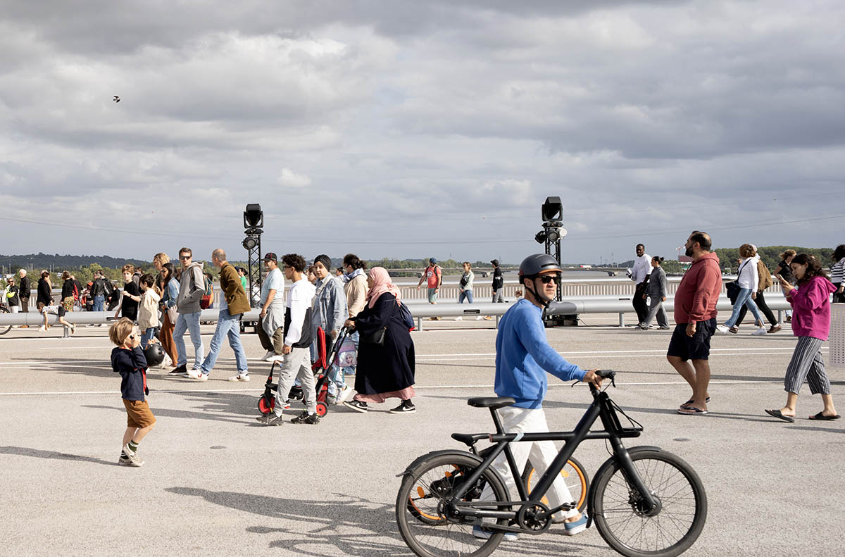 OMA opens Simone Veil Bridge
