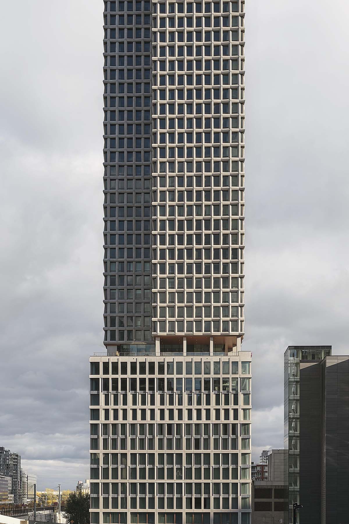 Chevalier Morales completes new high-rise with sculpted precast concrete panels in Montreal