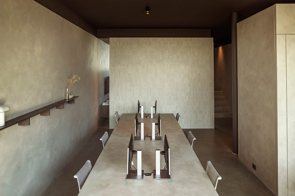 Maurice Martel architecte creates a home-like atmosphere for its new architecture office in Montreal