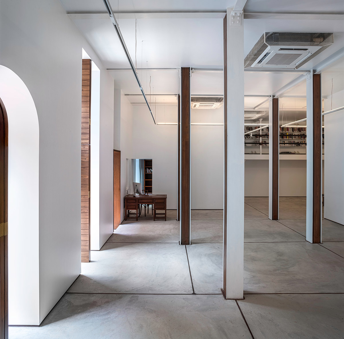 SquareWorks converts former Victorian Gothic style building into an art gallery in Mumbai