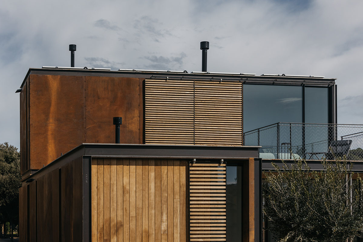 Delavegacanolasso Completes Corten Steel House In Barcelona