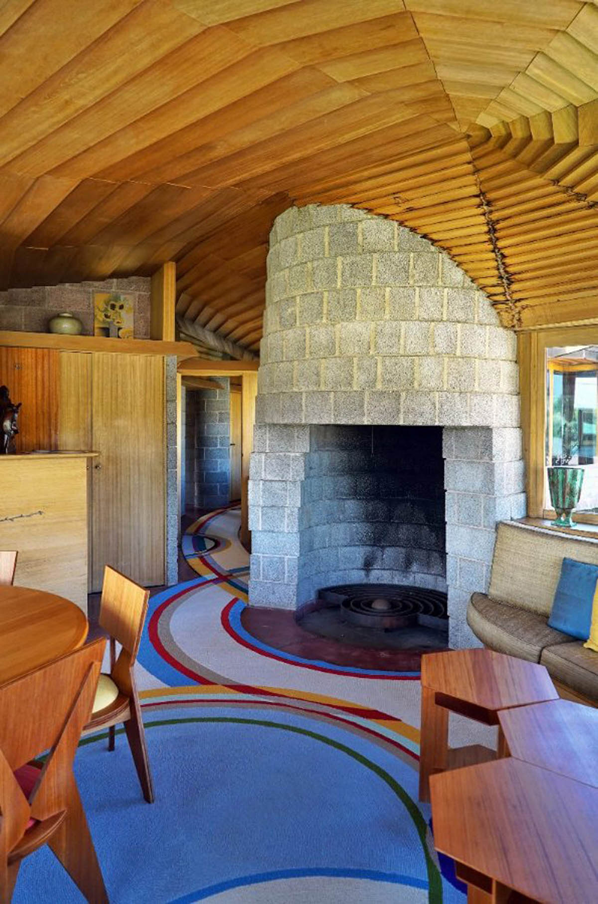 Frank Lloyd Wright's Phoenix House is back on the market after failing on fundraising goals