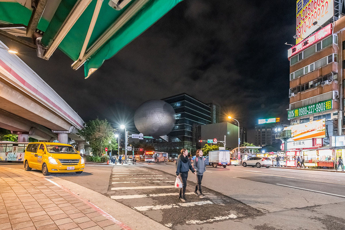 New photographs released for OMA's Taipei Performing Arts Center in Taiwan