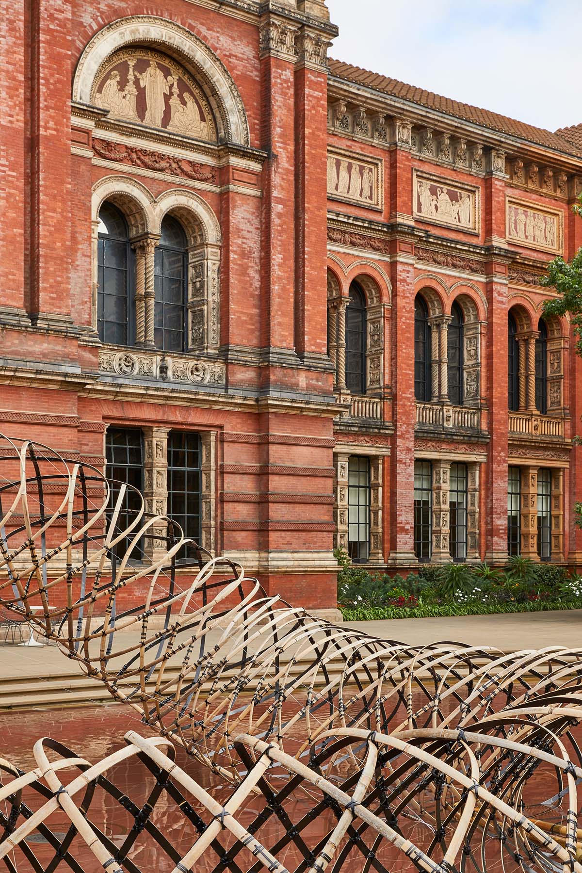 Kengo Kuma designed cocoon-like installation that combines bamboo and carbon fibre at LDF