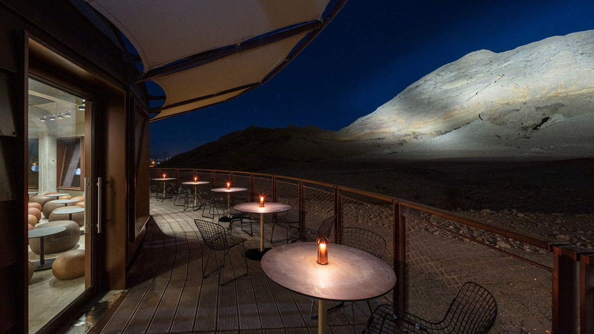 Hopkins Architects built steel pods for interpretive centre inspired by fossilised urchins in Sharjah