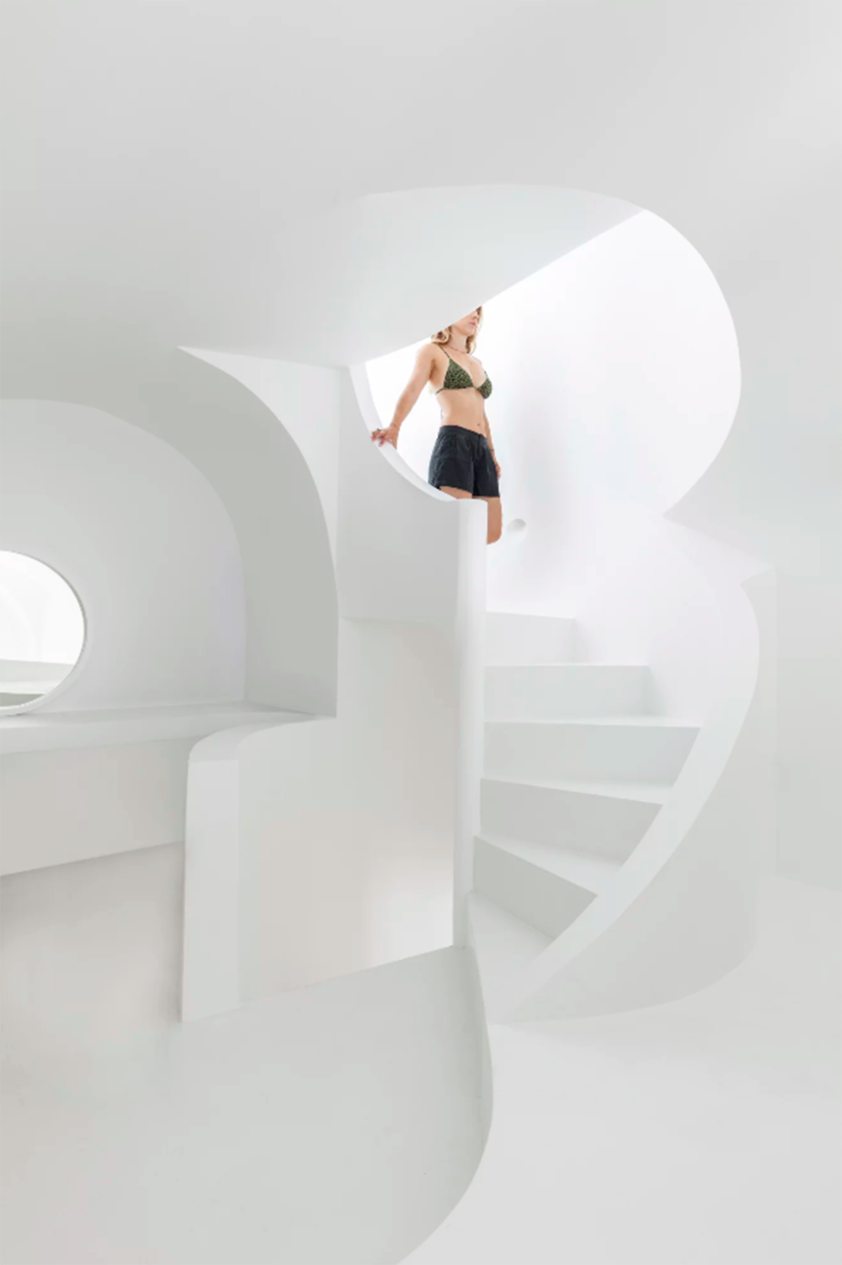 Kapsimalis Architects' Summer Residence in Santorini presents exploration of amorphous curves