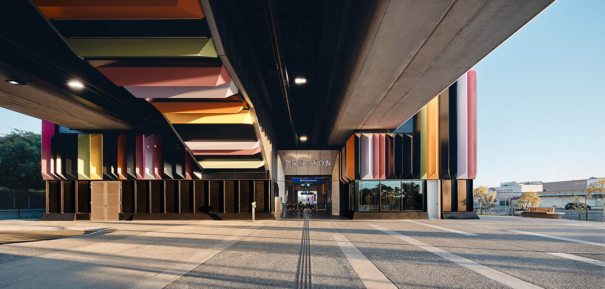 Wood Marsh abstracts Darebin’s roofscape into a 3D concrete pattern for Bell and Preston Stations