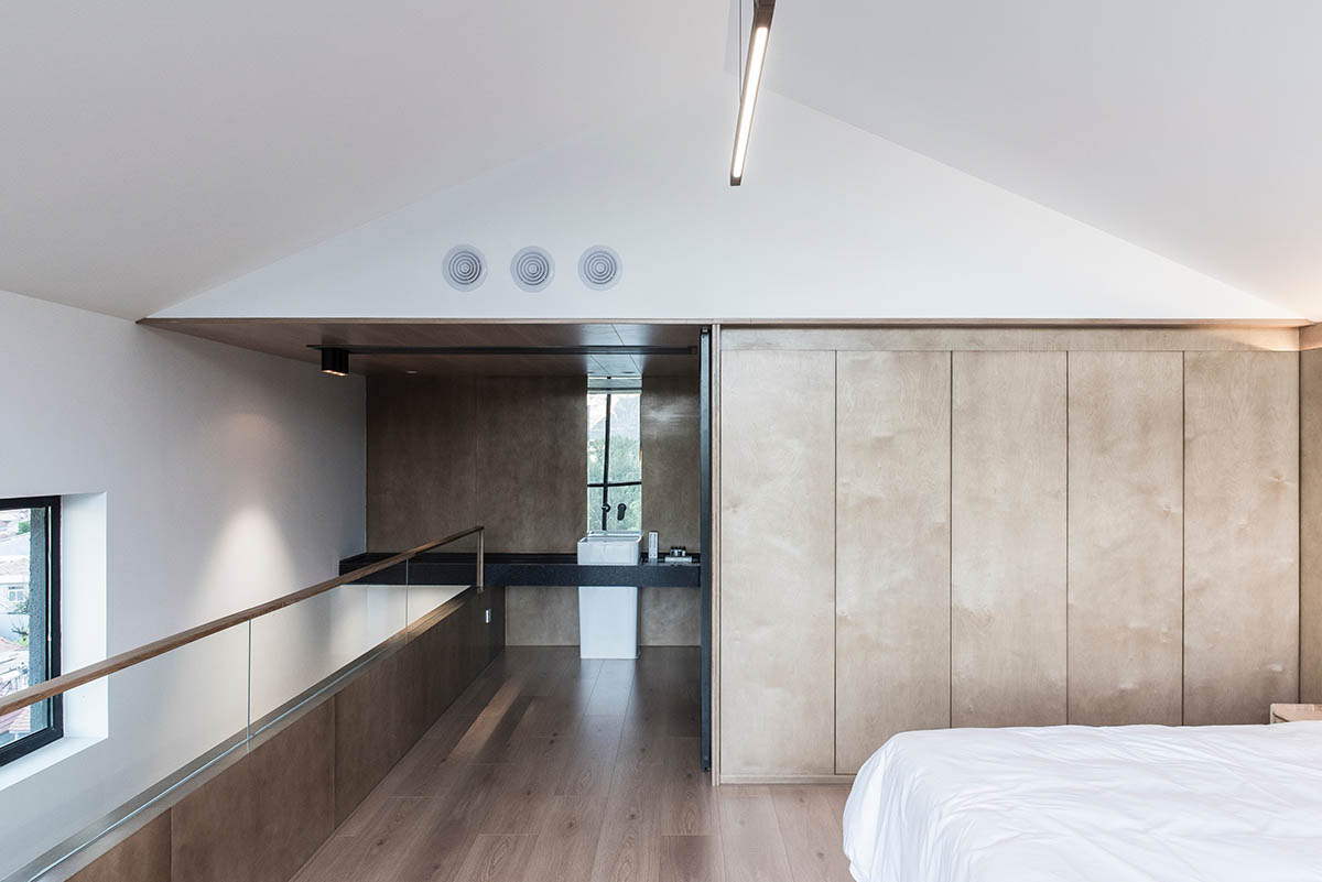 Fon Studio completes Donghulin Guest House on a hillside in Beijing