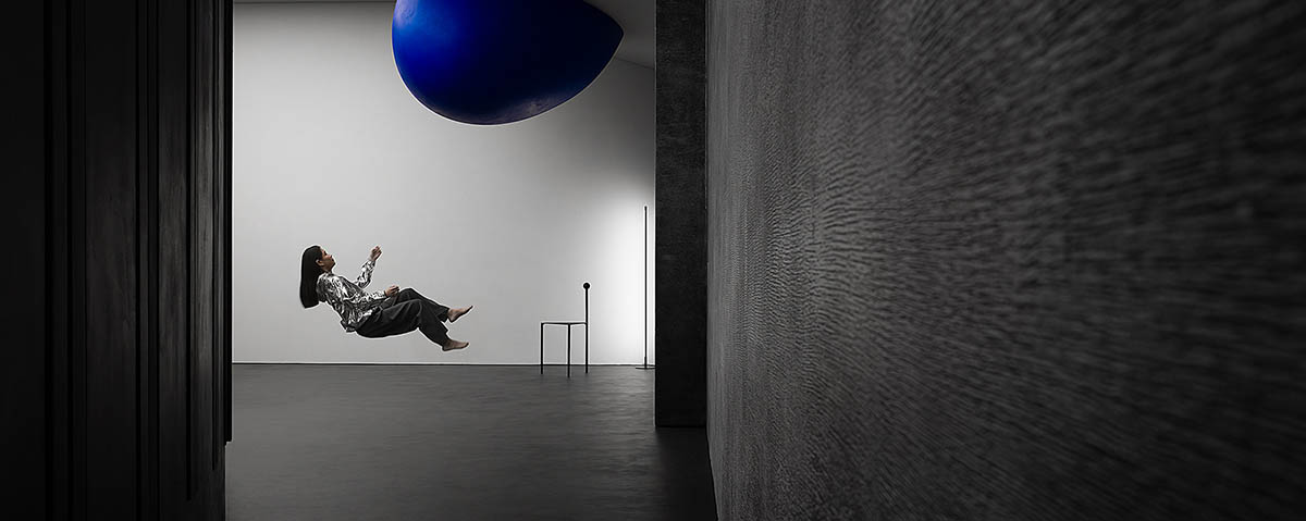 AD ARCHITECTURE creates artistic paint showroom with with irregular geometric lines in China