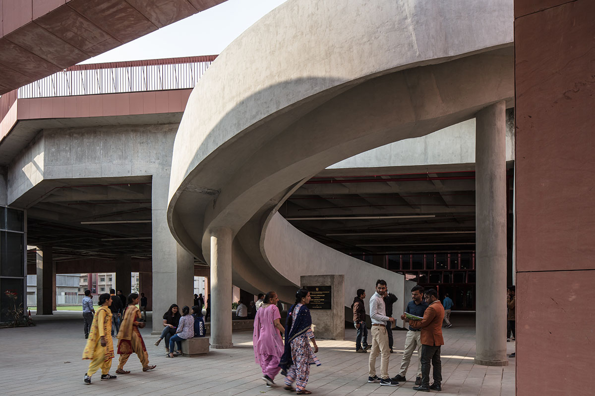Thapar University Learning Laboratory rises with tall red Agra stone volumes in Punjab, India