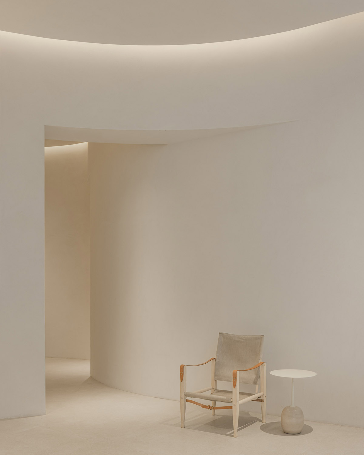 HAS design and research built a museum featuring curved walls resembling landscape caves 