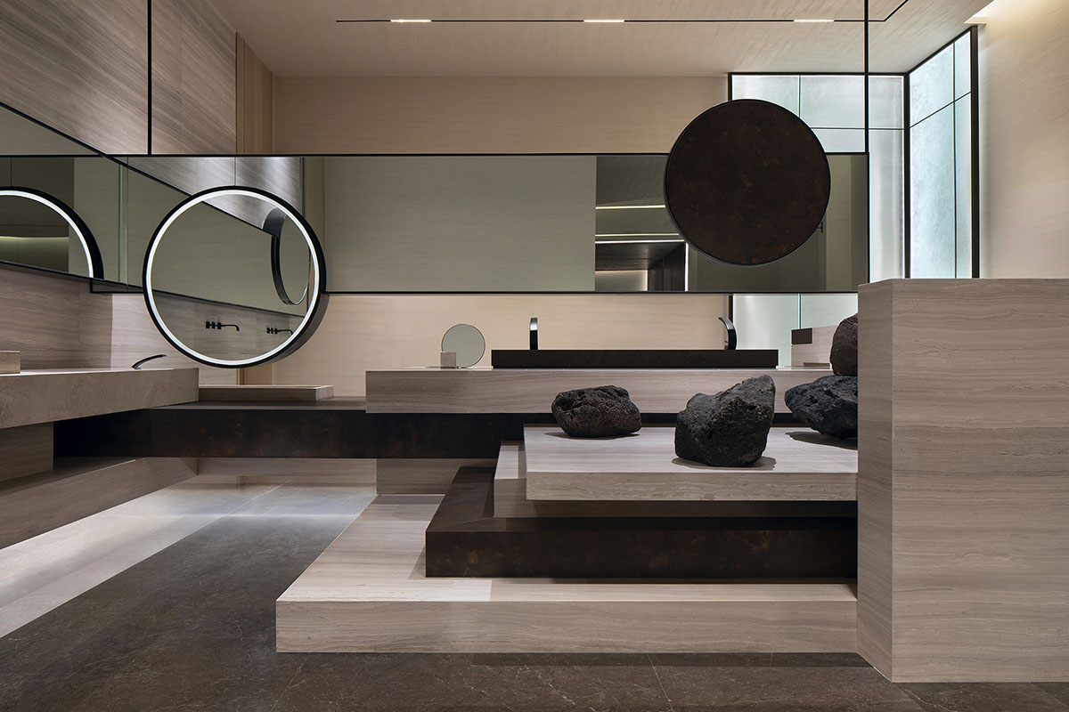 Experience center by HLD Art & Design infuses art and technology with rigid and soft curved lines 