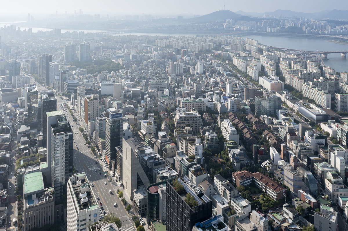 More photographs revealed for Herzog & de Meuron's monolithic ST SongEun Building in Seoul 
