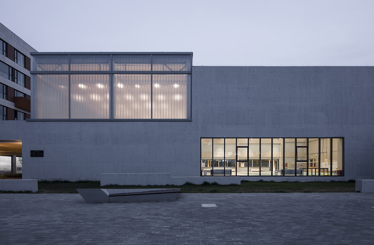 y.ad studio completes production center for clothing industry in Cangzhou, China