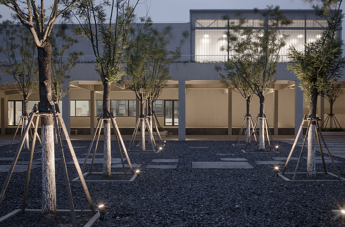 y.ad studio completes production center for clothing industry in Cangzhou, China