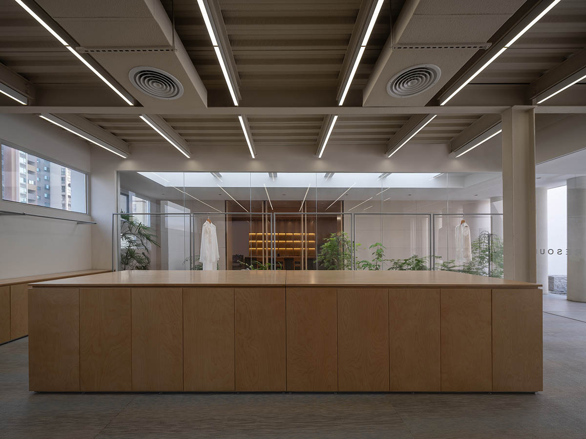 LubanEra Design completes Resoul Photography Base & Concept Store in Zhongshan