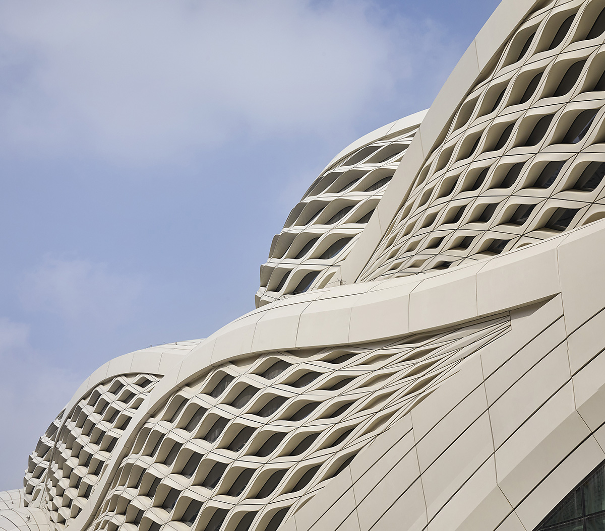 ZHA wraps Riyadh Metro with a self-supporting 3D lattice shell in Saudi Arabia 