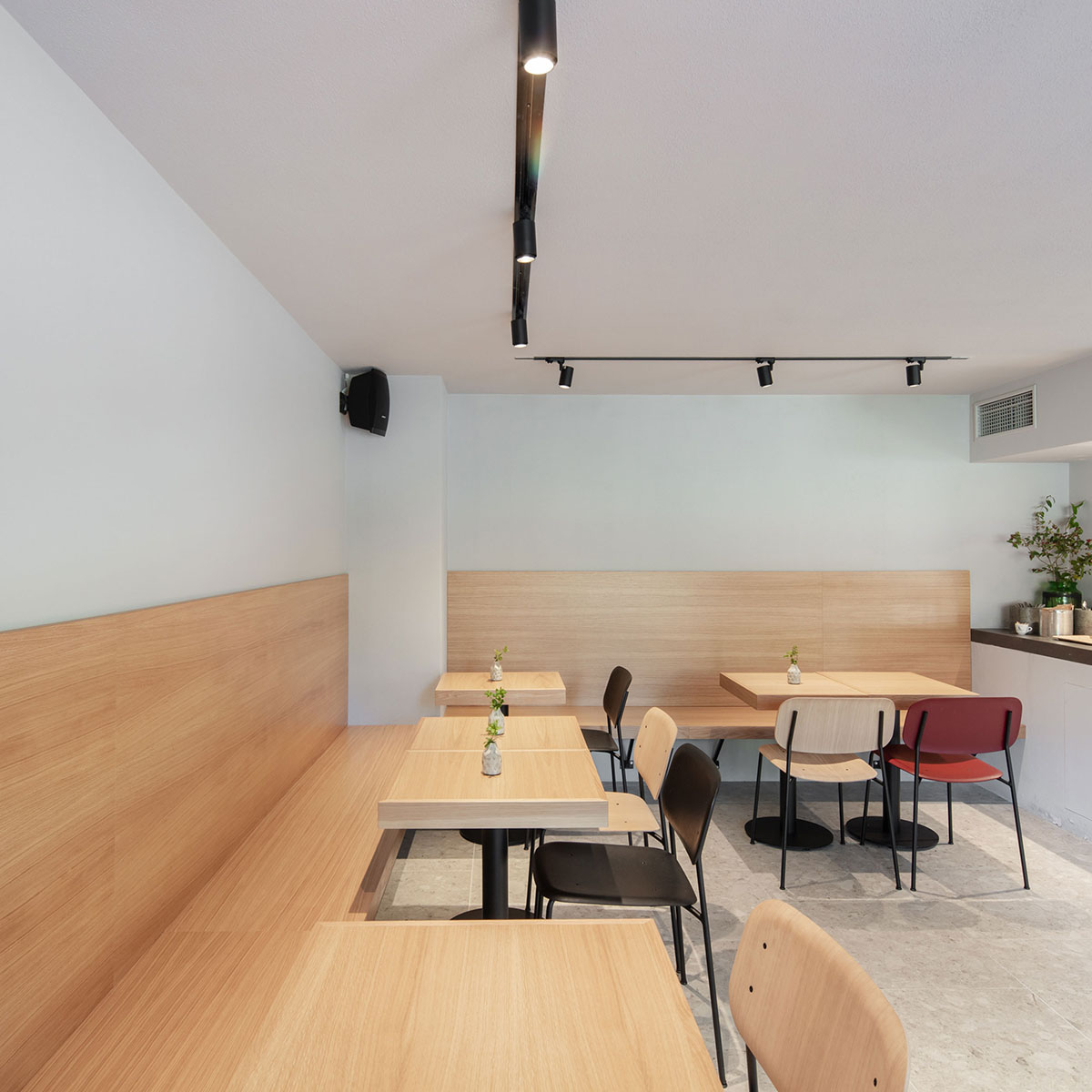 Matteo Foresti renovates Kale and Crave Restaurant in Sweden