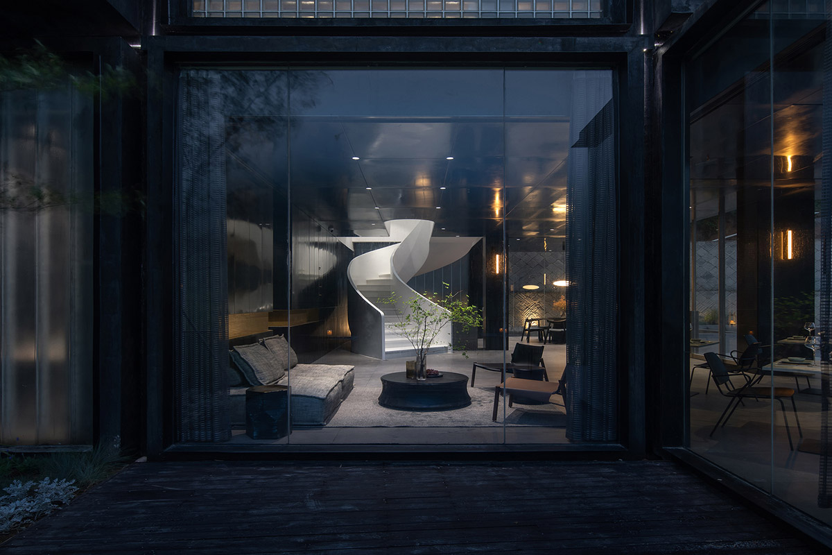 Cube Hotel, made of black skeleton, provides equal space to each room overlooking bamboo forests