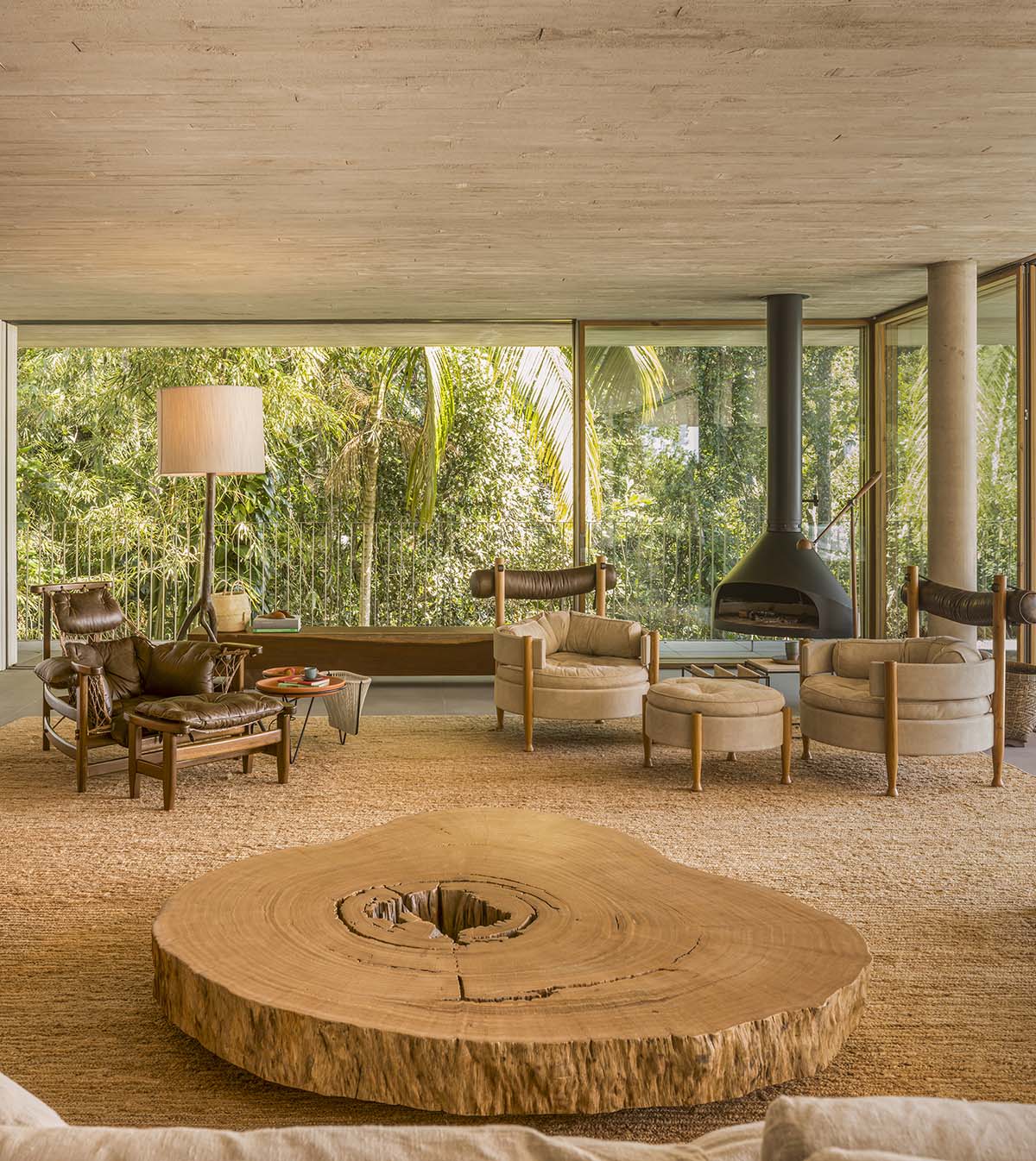 Canopy House by Studio MK27 barely touches the ground amidst Brazilian tropical forest