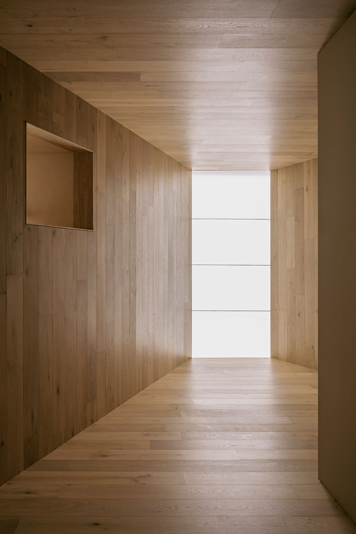 Casa Emma by HW Studio features a museum-like experience with high skylight in Mexico 