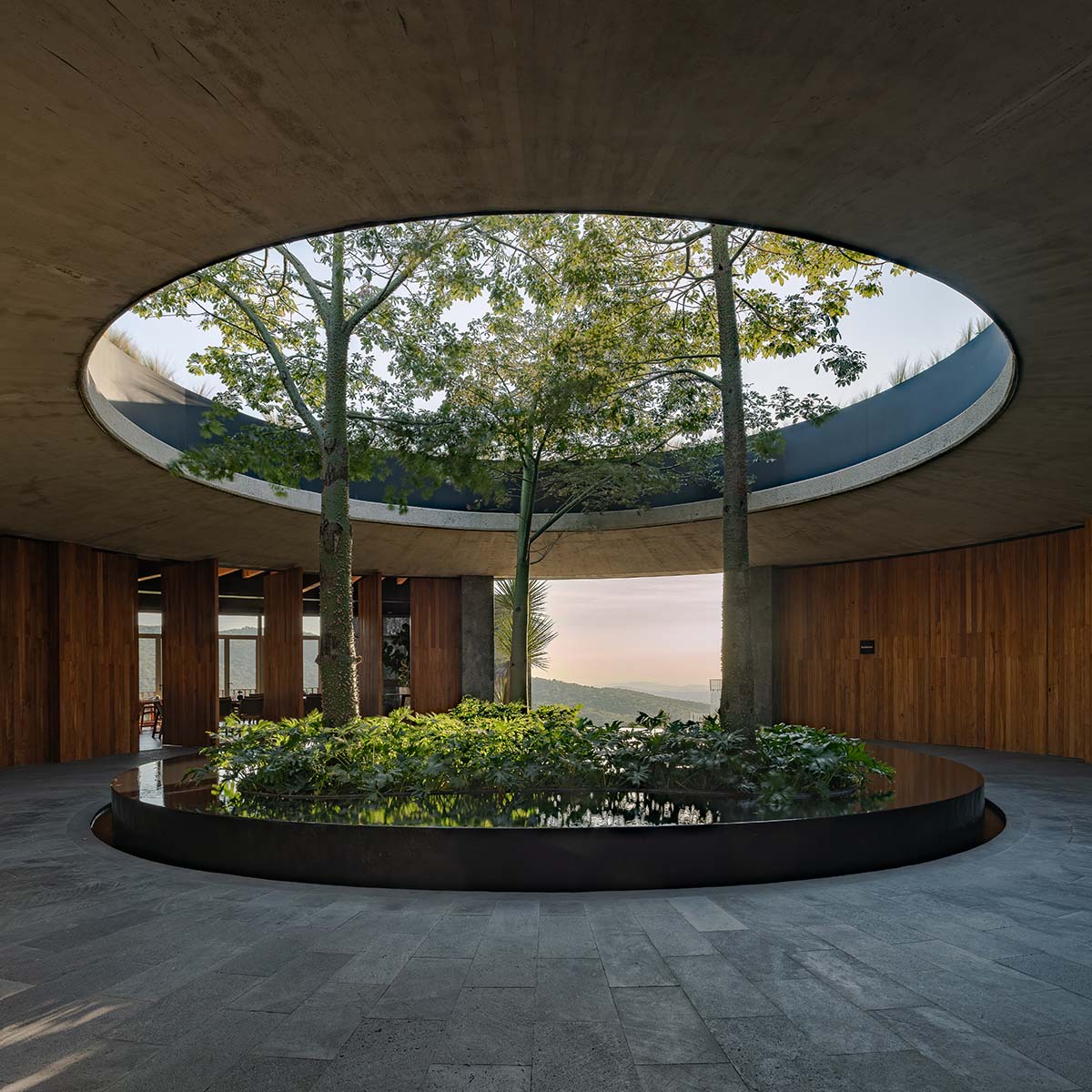 La Pedrera Clubhouse adopts a 360° concept nestled on the outskirts of the city of Atlixco