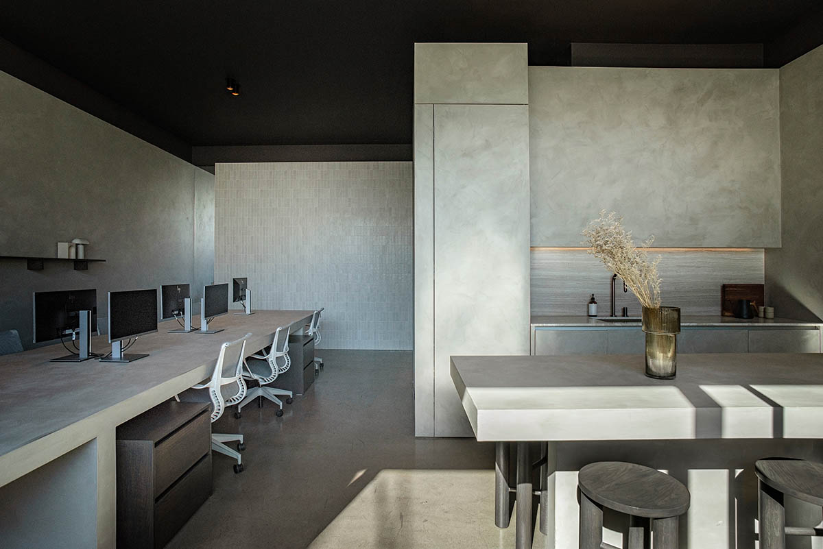 Maurice Martel architecte creates a home-like atmosphere for its new architecture office in Montreal