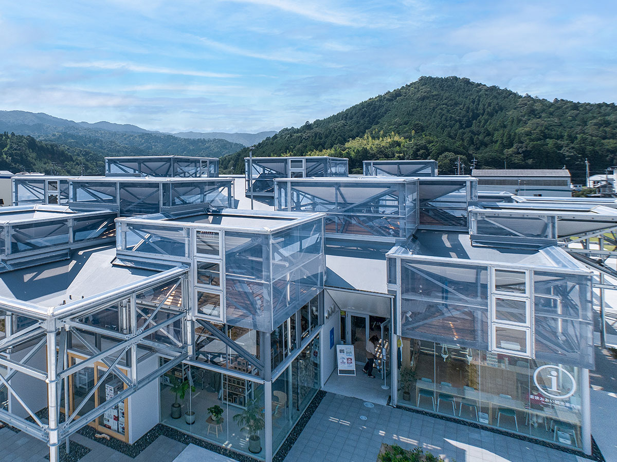 Osamu Morishita Architect and Associates imagines marine parks as glass clouds floating in the sky 