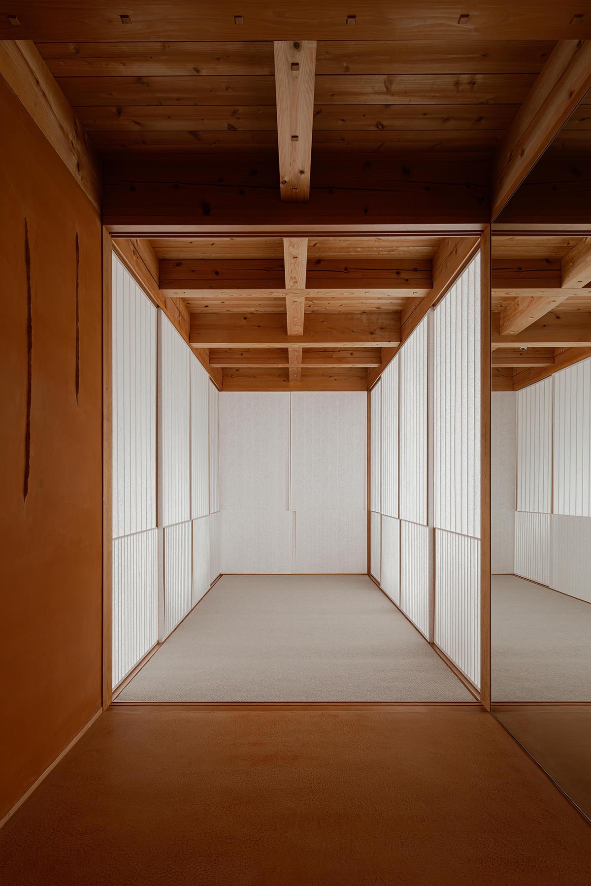 Symbolplus creates a harmonious blend of old and new for its new office in Tokyo 