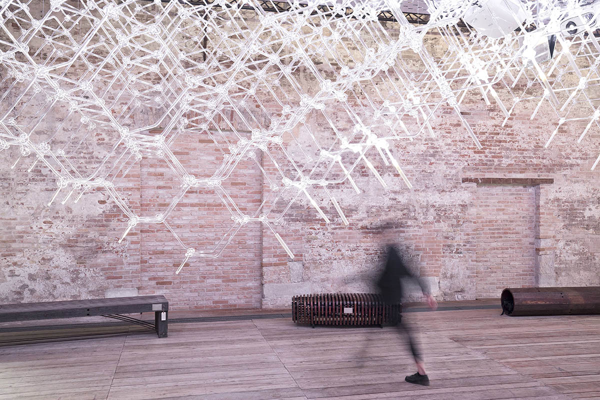 Singapore Pavilion fosters the question of