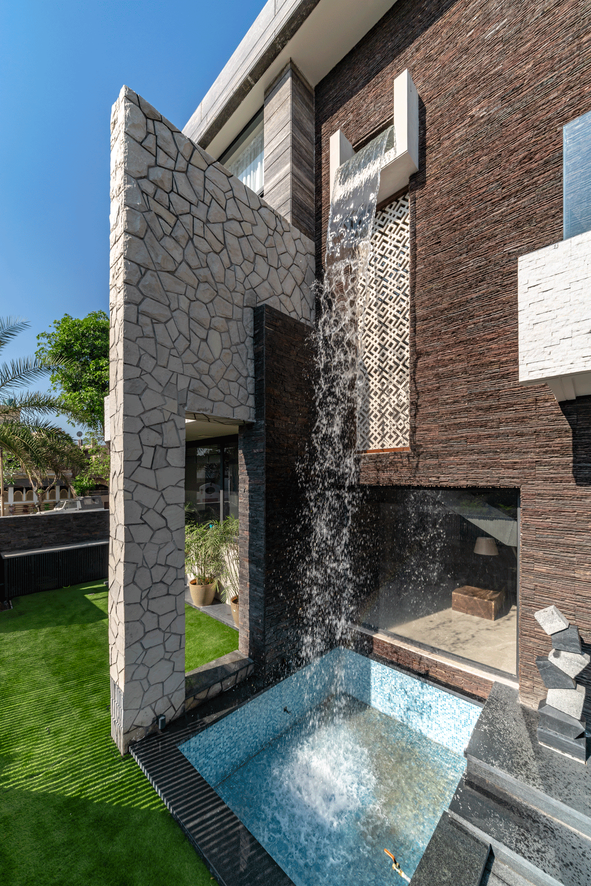 the-waterfall-house-by-space-race-architects-jalandhar-india