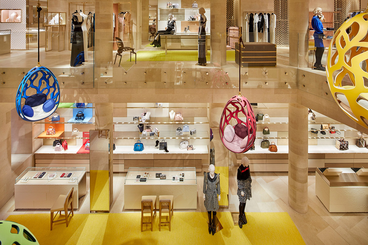Peter Marino renovates Louis Vuitton's London store with channelled and  colourful explosion