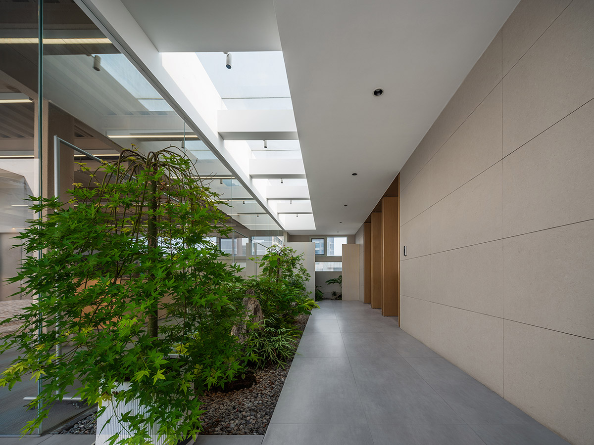 LubanEra Design completes Resoul Photography Base & Concept Store in Zhongshan