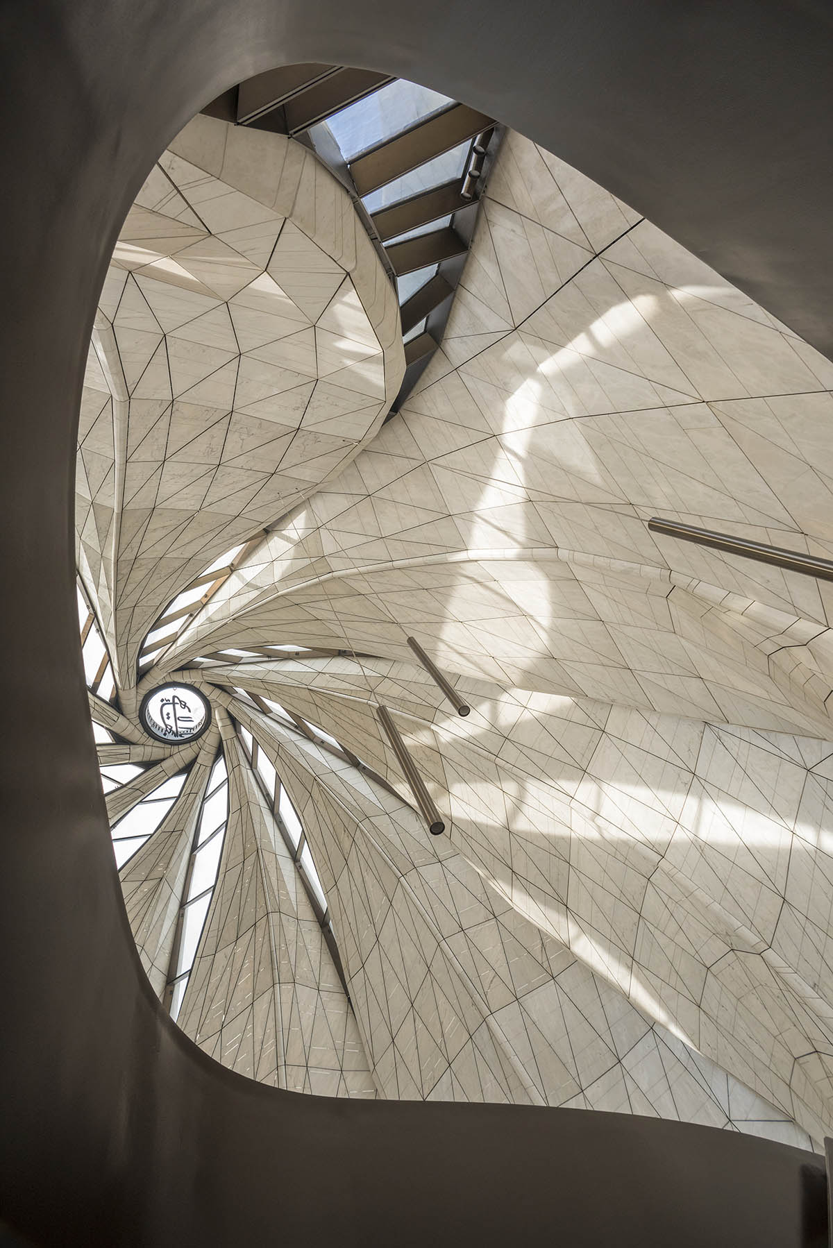 Hariri Pontarini Architects' Baha’i Temple of South America wins 2019 RAIC International Prize