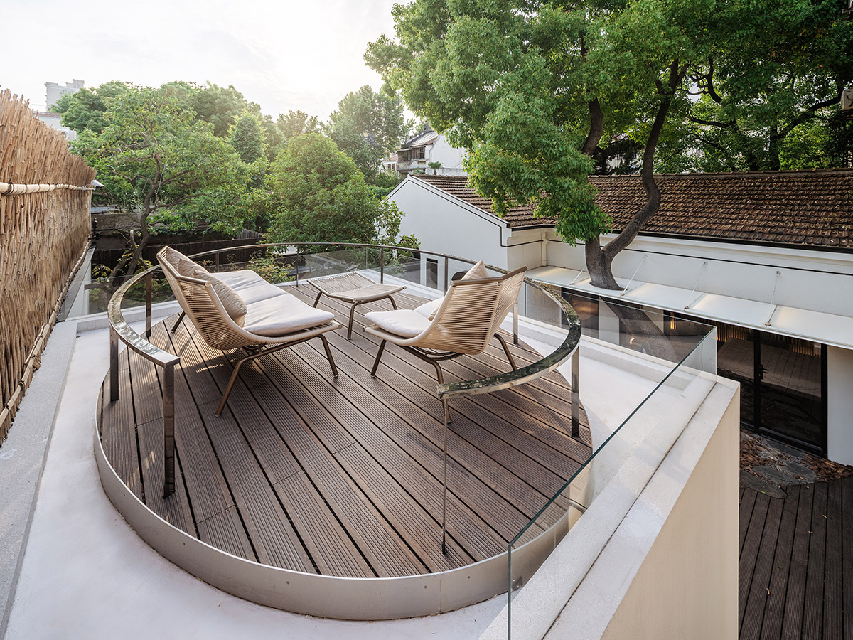 Wutopia Lab designs Hiding House featuring a micro Chinese garden in Shanghai