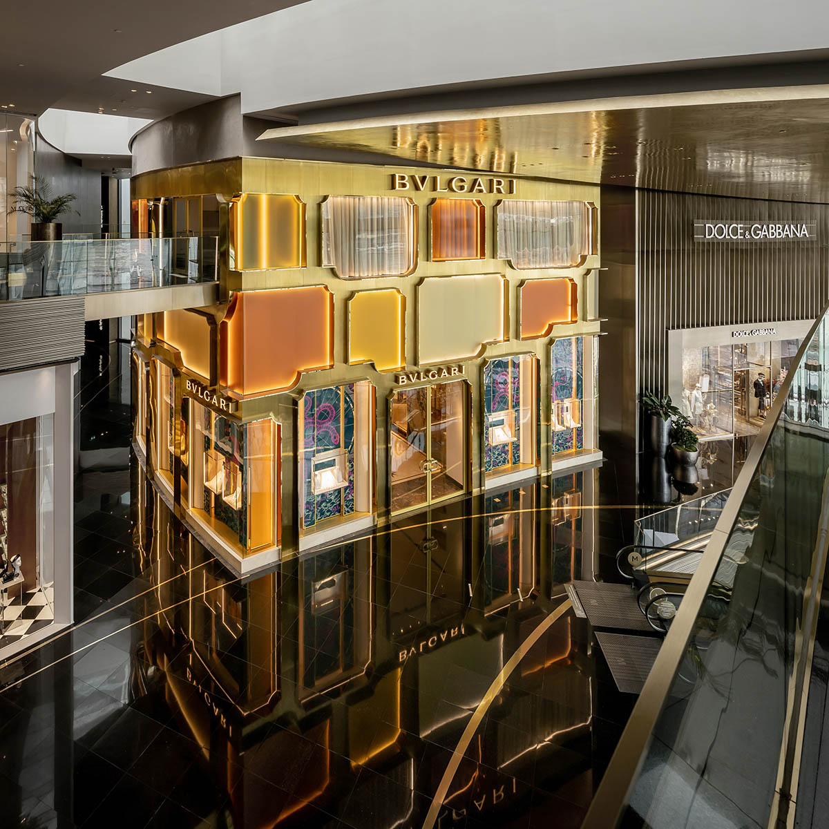 Bvlgari Store in the Siam Paragon Mall, Bangkok Editorial Photo - Image of  design, fashion: 75959246