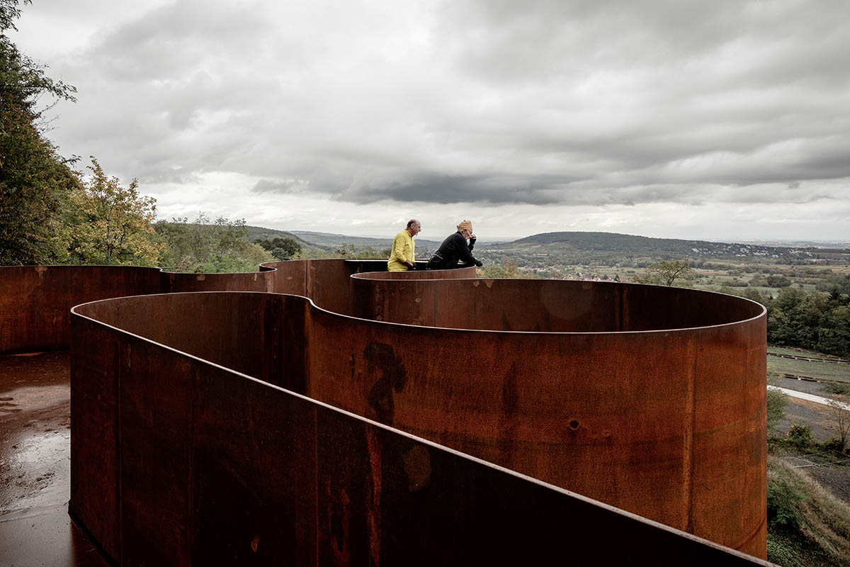 Reiulf Ramstad Arkitekter designs corten steel interventions for hikers on the valley of Rosheim