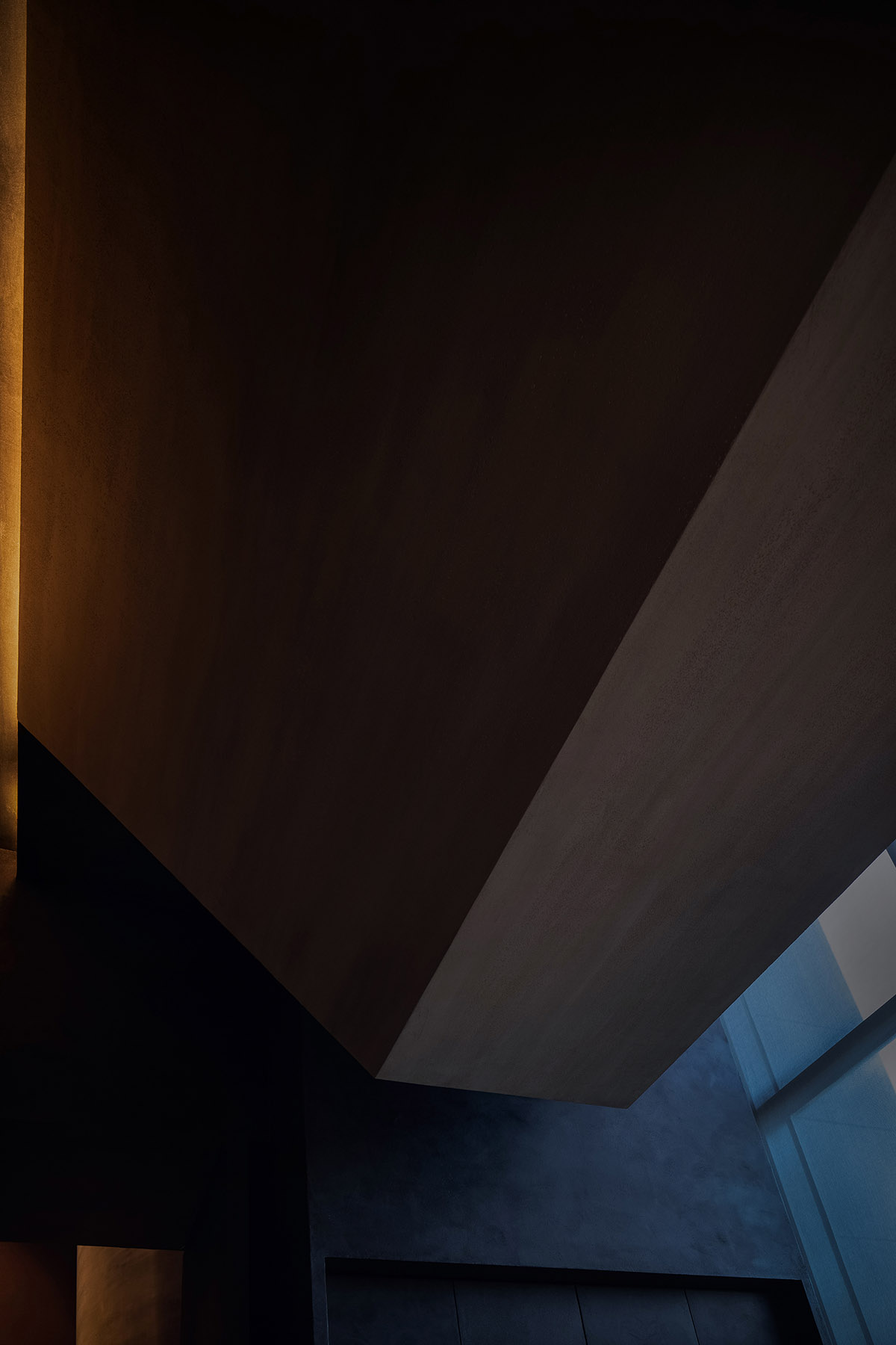 AD ARCHITECTURE creates surreal and dramatic space for WU Club restaurant and club in Guangdong