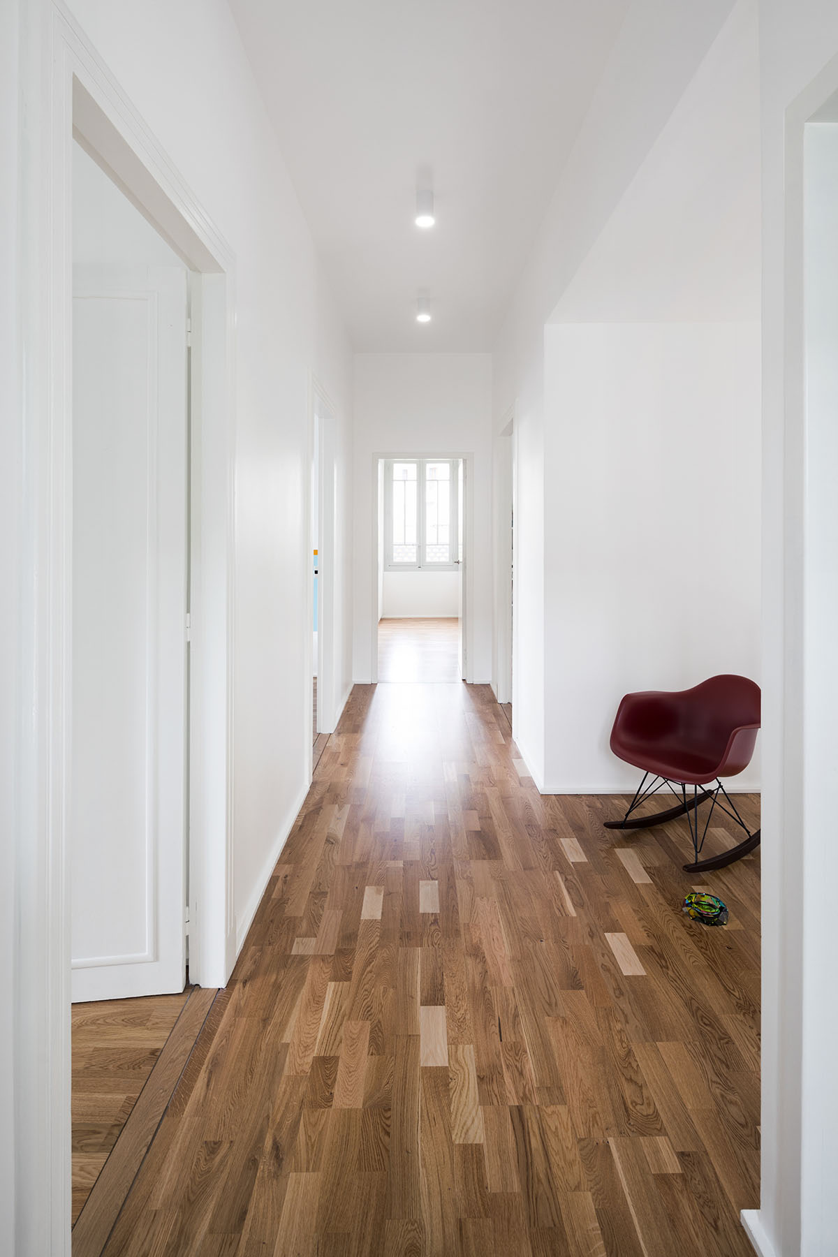 (ma!ca)-designed tiny terracotta brick extension gives a new life to an existing house in Montpellier