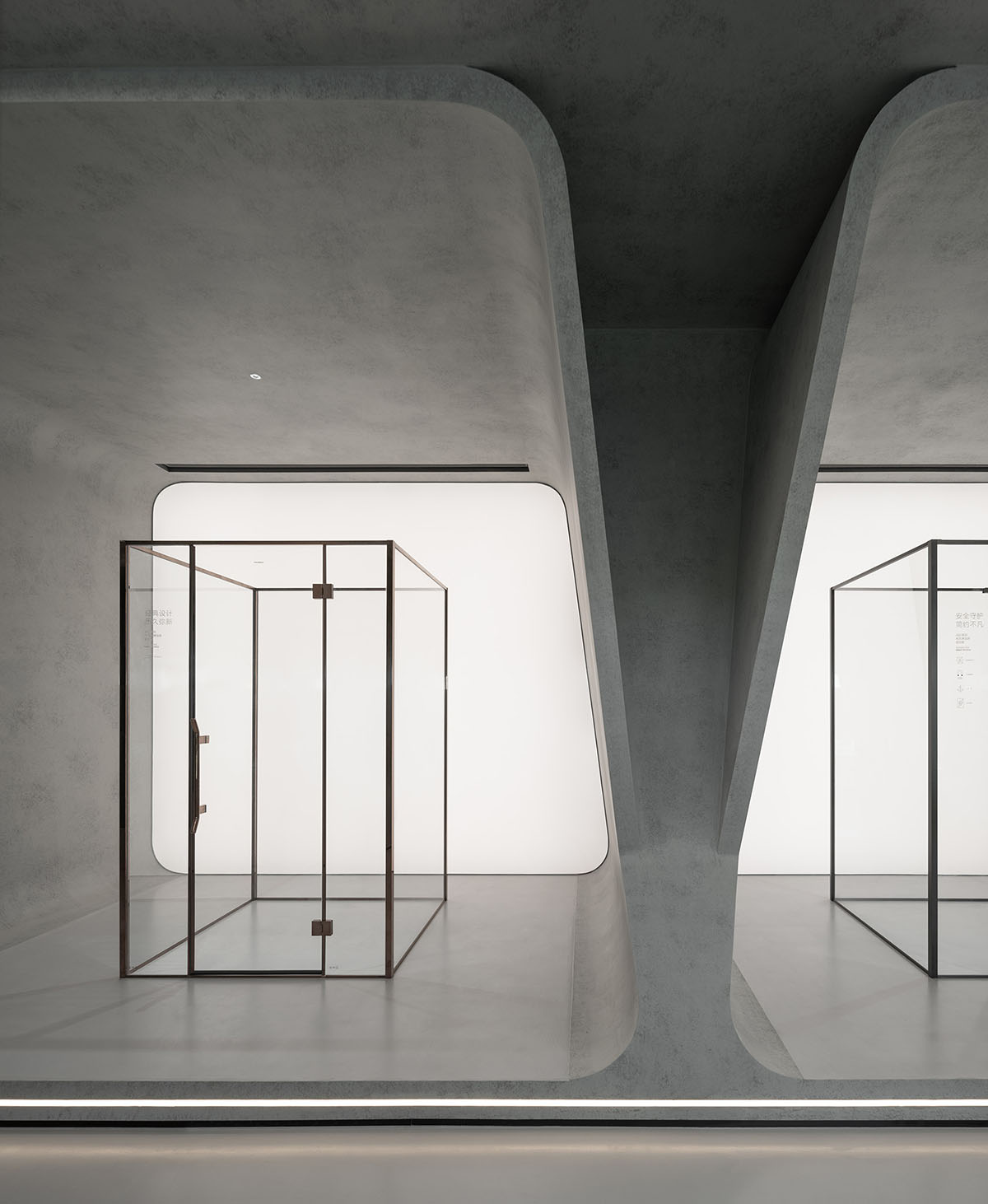 E Studio takes visitors into space travel with a flow of sculpted stainless steel for a showroom