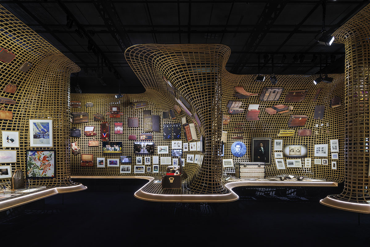 LOUIS VUITTON VISIONARY JOURNEYS 中之島美術館 OMA opens Louis Vuitton Visionary Journeys at Nakanoshima
