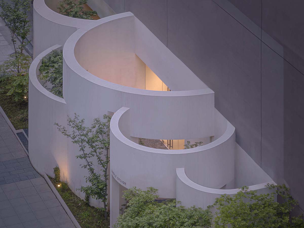 HAS design and research built a museum featuring curved walls resembling landscape caves 