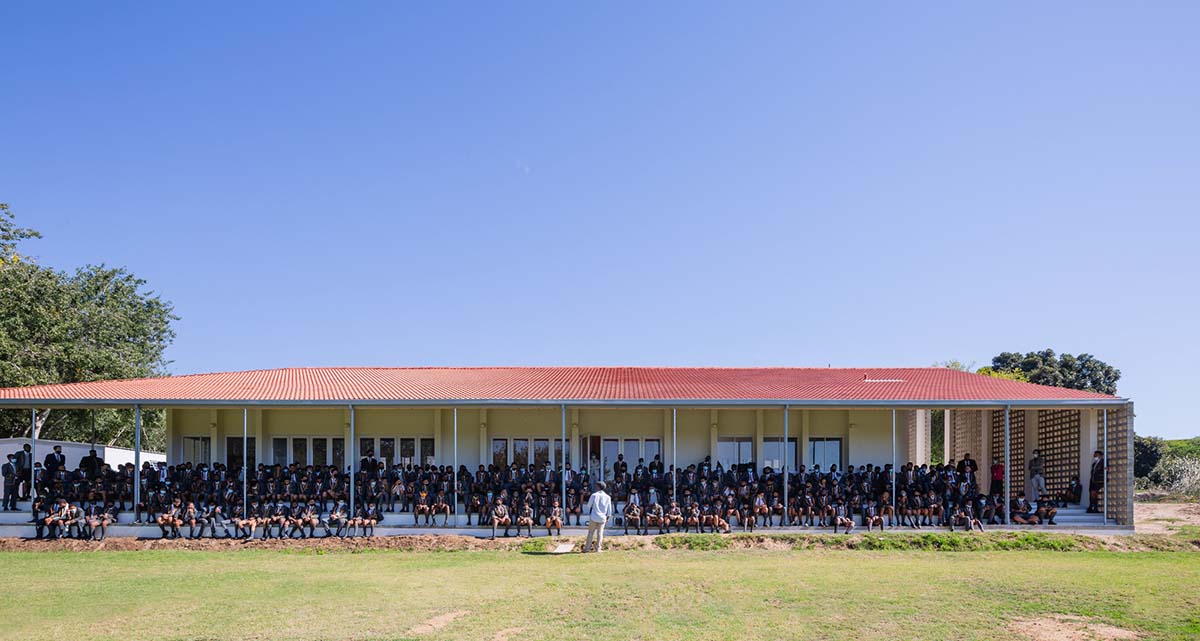 Academy Stellenbosch Campus in South Africa adopts high-quality education with minimal resources