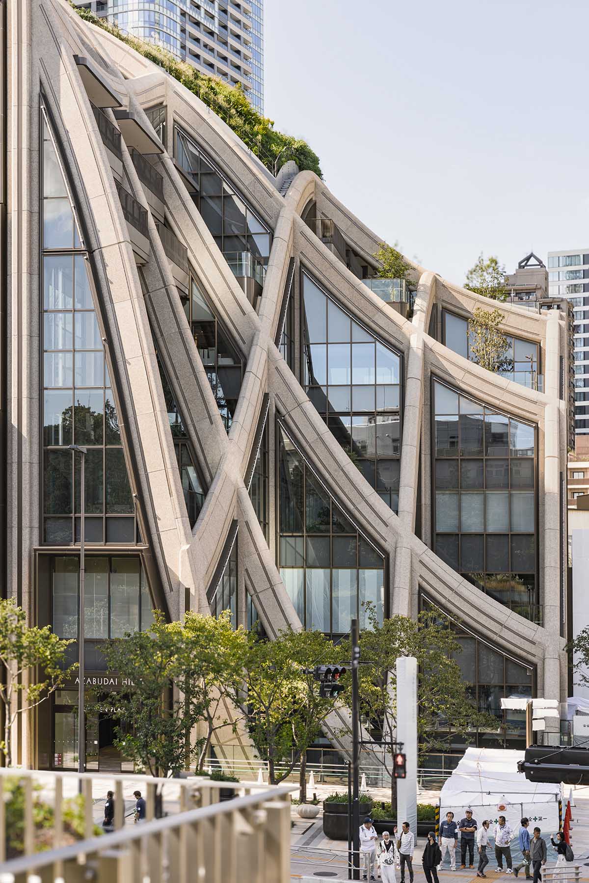 Heatherwick Studio built Azabudai Hills with
