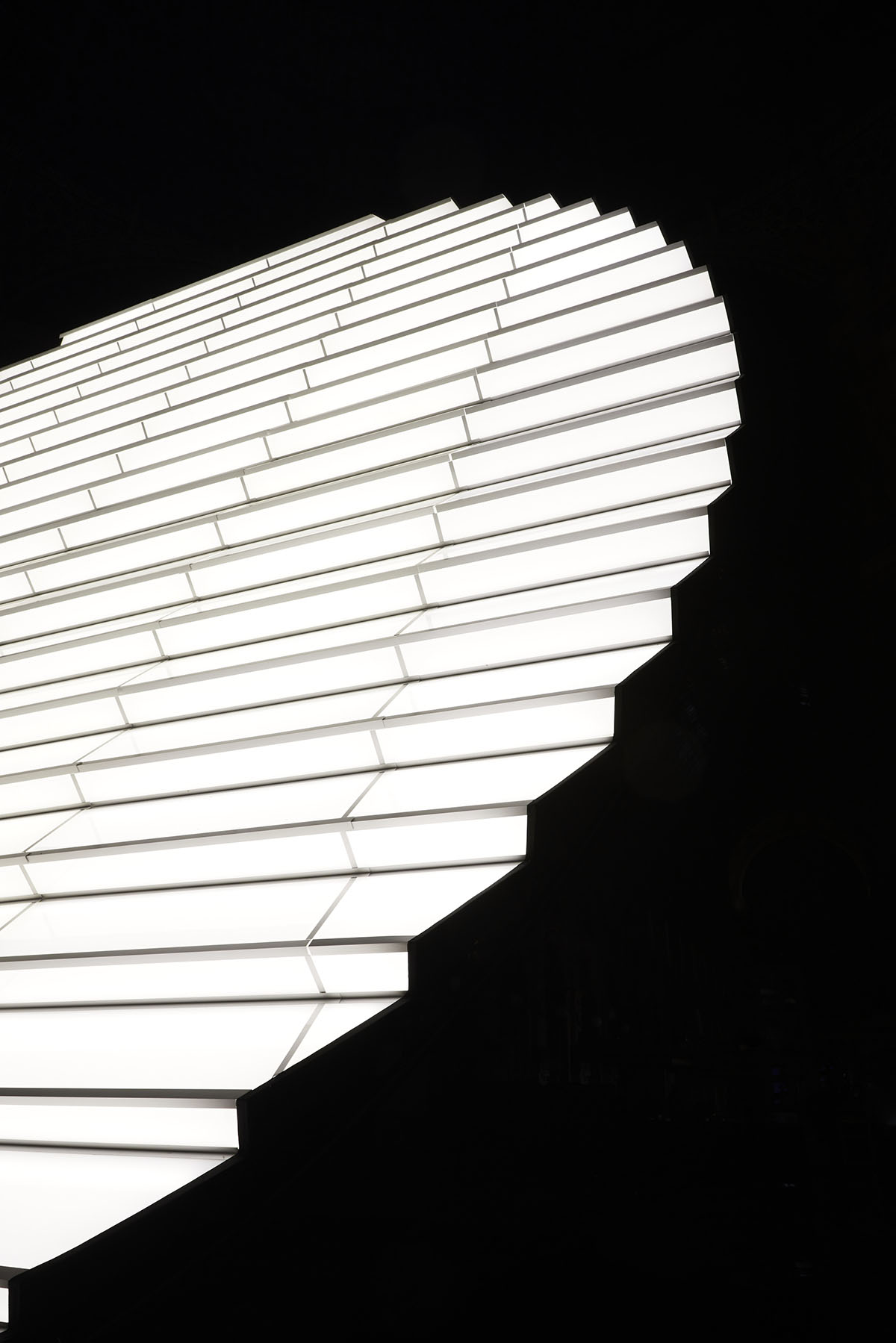 AMO creates set design and video art direction for Bvlgari’s Summer 2021 fine jewelry show