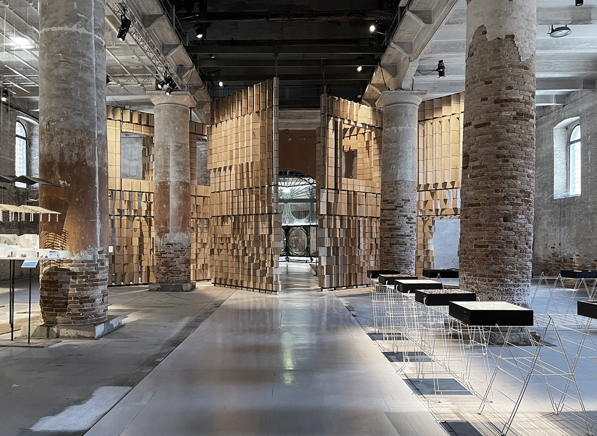 Intervowen explores interactions and transitions between households and environments in Venice