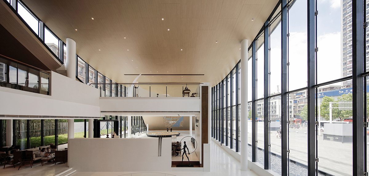 Waterfrom Design Achieved a Balance Between Historical Community Protection and a Sales Center