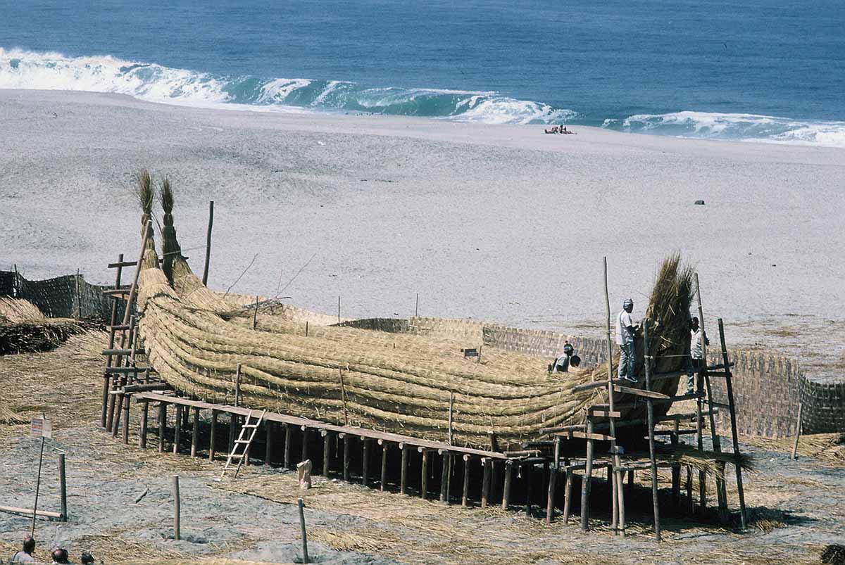 Peru Pavilion will unfold the ancestral techniques of the Uros and Aimara communities 
