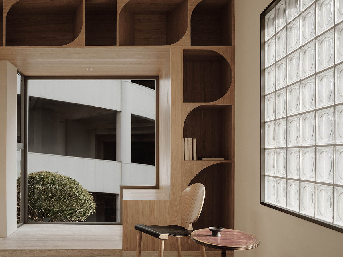 Aurora Design sculpts a façade resembling